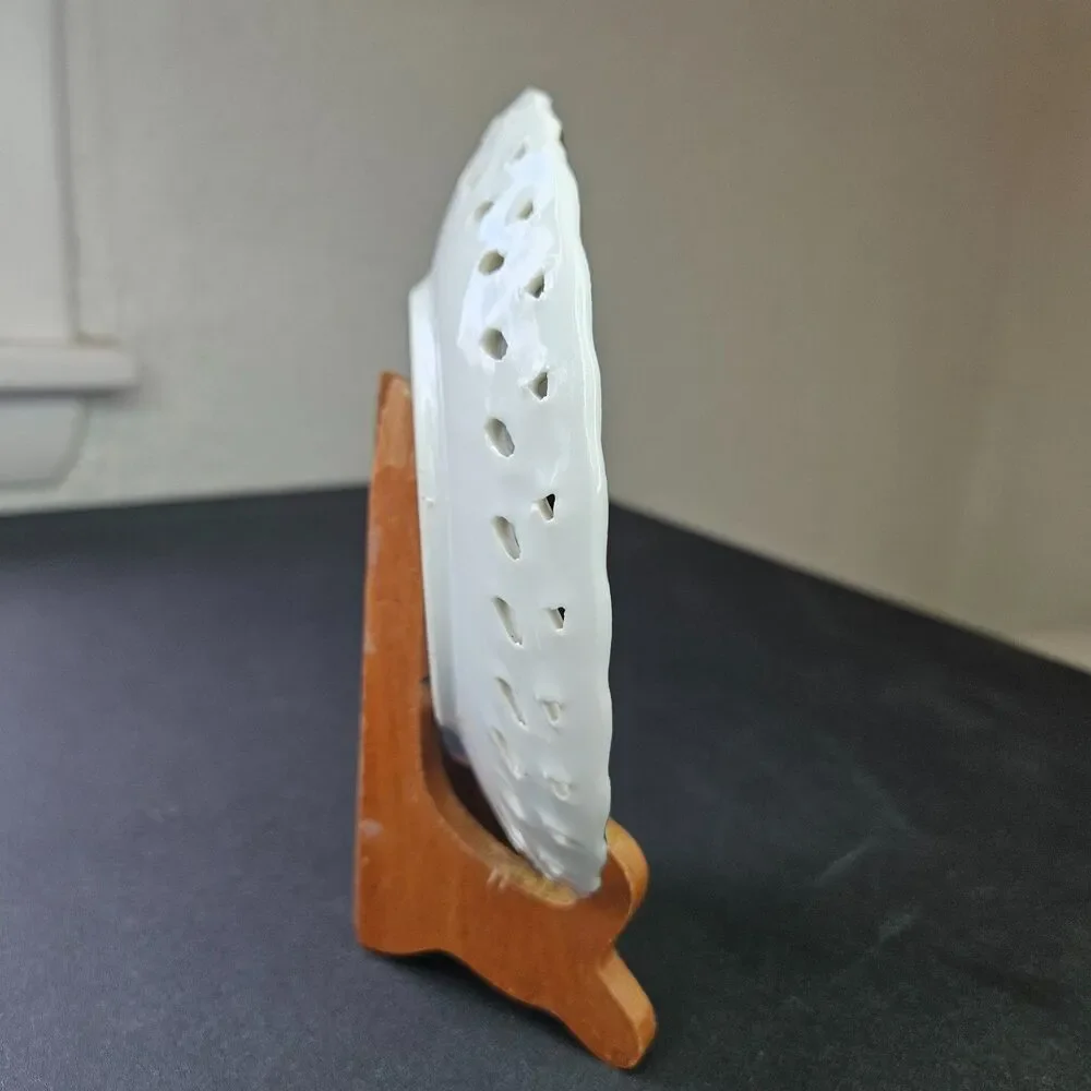No brand vintage souvenir